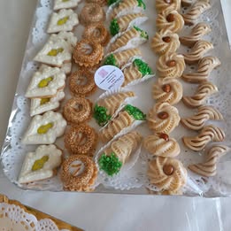 Plateaux de pâtisseries orientales